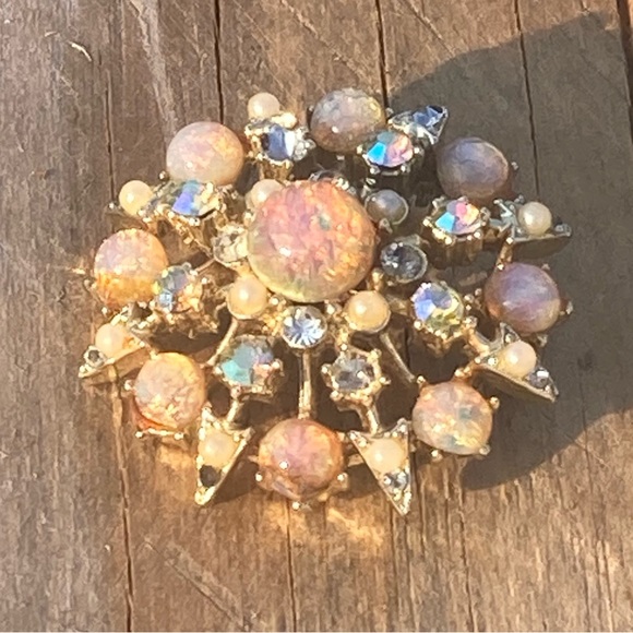 Vintage Lisner Fire Opal Brooch! - Picture 4 of 11